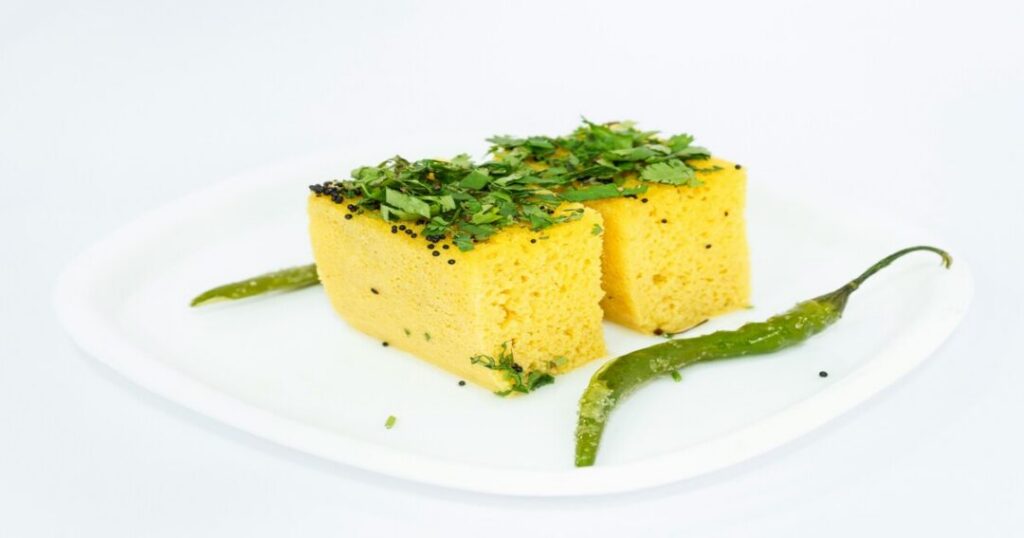 West: Gujarat's Dhokla and Maharashtra's Poha